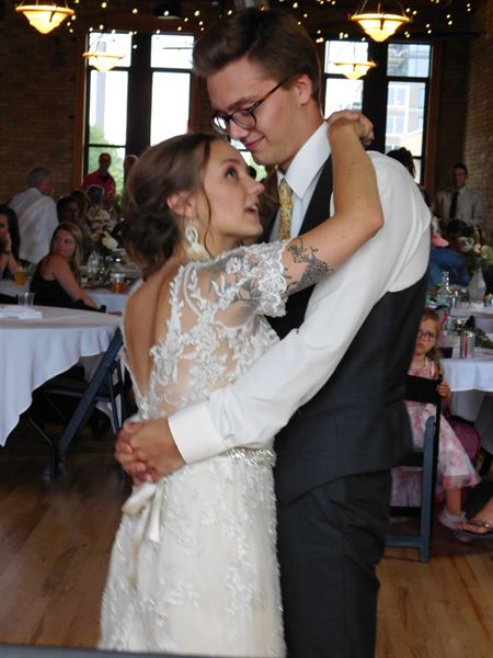 Eclectic Entertainment with DJ E