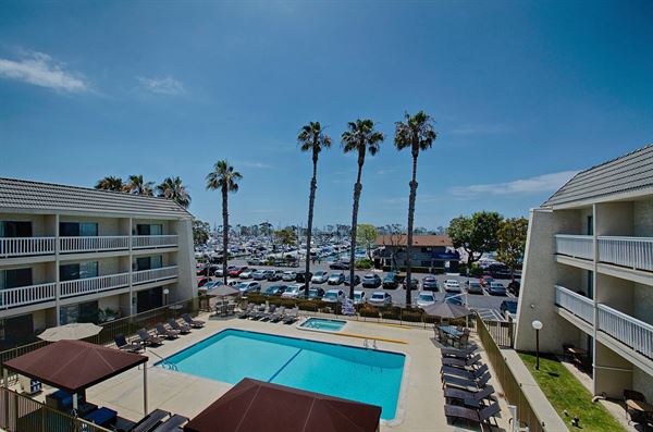 Dana Point Marina Inn