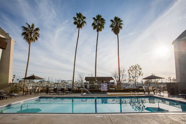 Dana Point Marina Inn