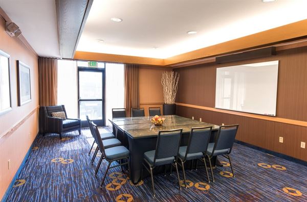 Courtyard Palm Desert