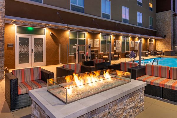 Hampton Inn & Suites Buena Park