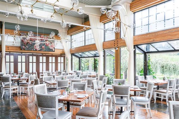 Shaughnessy Restaurant at Vandusen Botanical Gardens