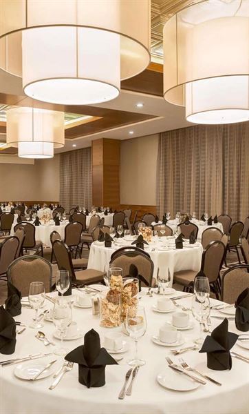 Radisson Hotel & Conference Centre Calgary Airport