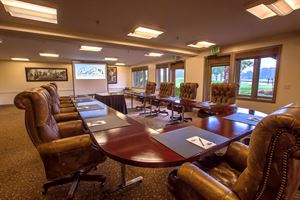 Challenger/Champion Boardroom
