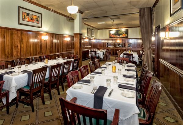 Vinnie's Steak House & Tavern