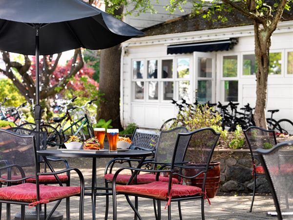 Huntingdon Hotel and Suites