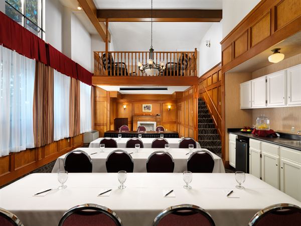 Huntingdon Hotel and Suites