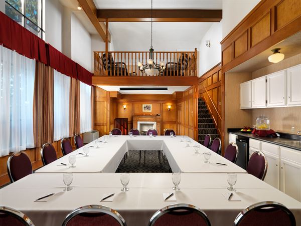 Huntingdon Hotel and Suites