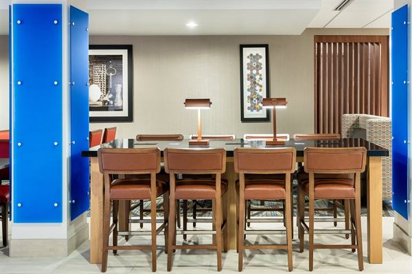 Holiday Inn Express & Suites Daphne-Spanish Fort Area