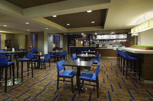 Courtyard Chicago St. Charles