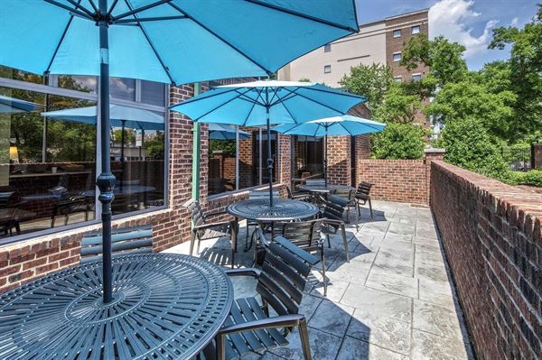 Hampton Inn & Suites Nashville-Vanderbilt-Elliston Place