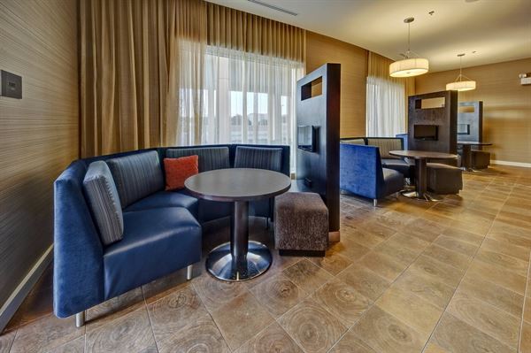 Courtyard Westbury Long Island