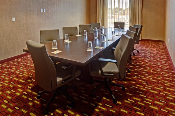 Courtyard Westbury Long Island