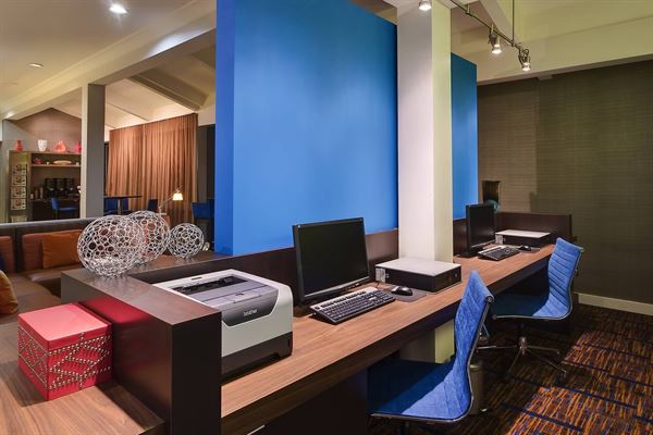 Courtyard Houston Brookhollow