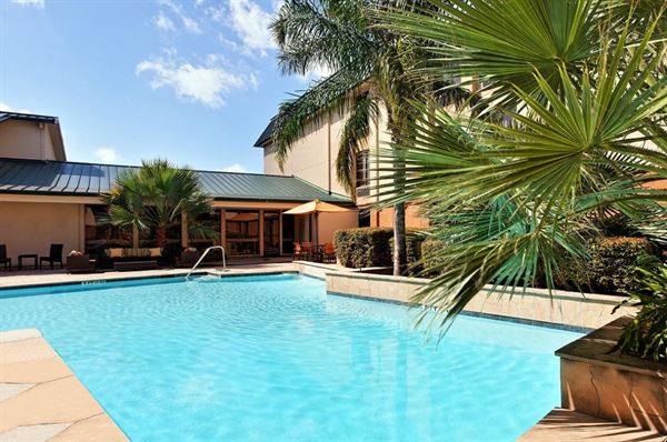 Courtyard Houston Brookhollow