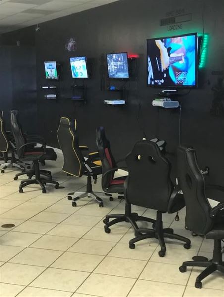 The Hangout Gamer Lounge