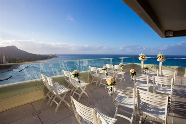 Moana Surfrider, A Westin Resort & Spa, Waikiki Beach