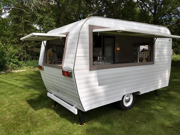 The Old Fashioned Trailer Bar Co.