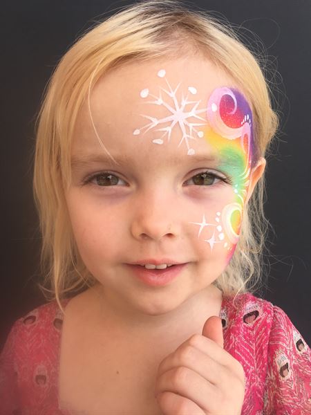 Smiley Orca Face Painting and Natural Henna