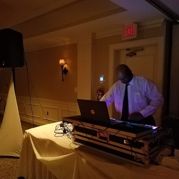 Quality Sounds DJ and Sound Production