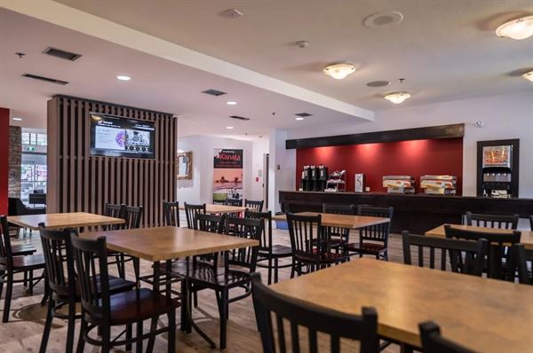 Kanata Kelowna Hotel & Conference Centre