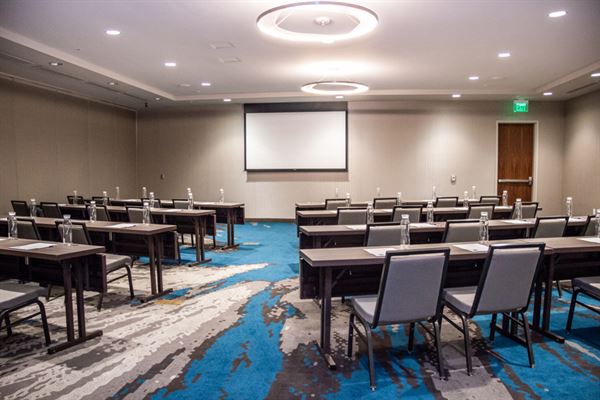 Hilton Garden Inn Downtown San Diego Bayside