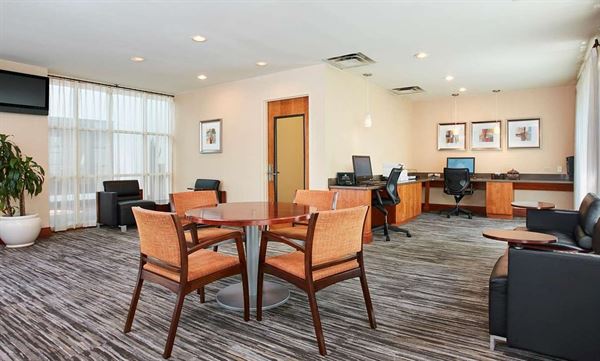 Embassy Suites by Hilton Parsippany