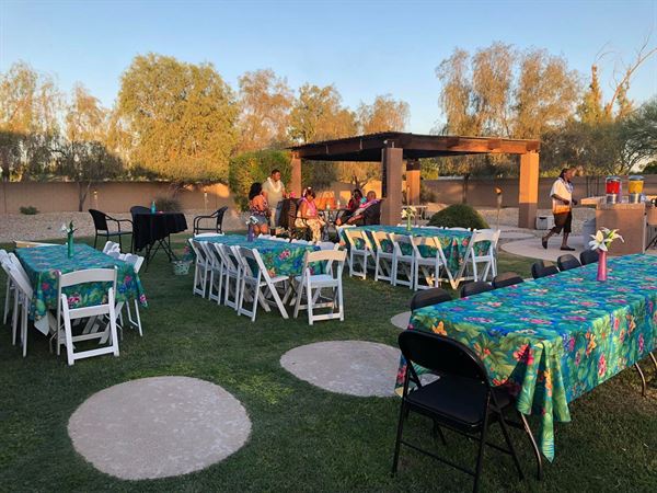 Hukilau Hawaiian Village/Royal Islanders