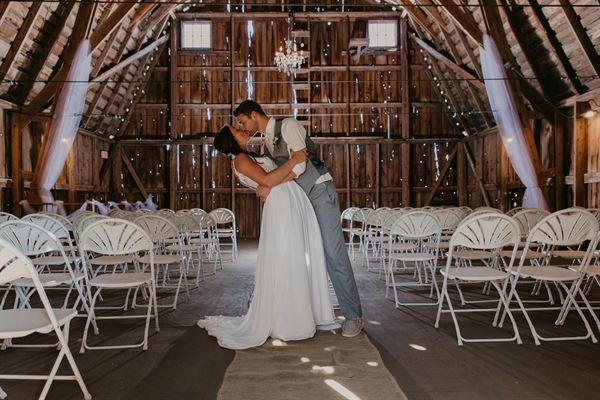 Red Barn Weddings, LLC