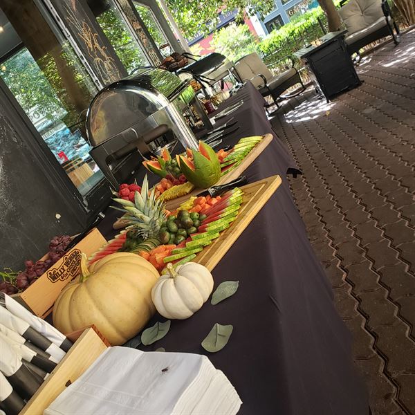 Roadie Joes Bar and Grill