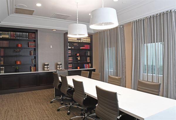 Holiday Inn Irving-Las Colinas