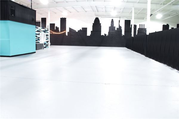 Wonderfly Arena - Arbutus