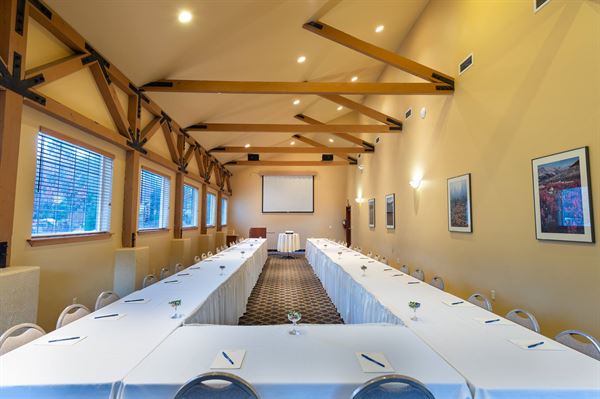 Icicle Village Resort