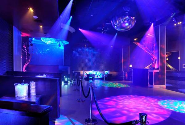 HEAT Ultra Lounge (21+)