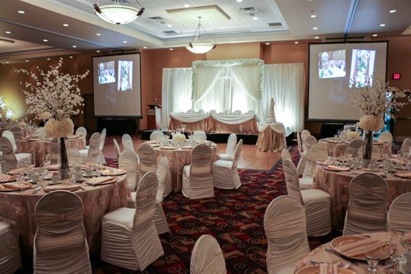 Deerfoot Inn & Casino