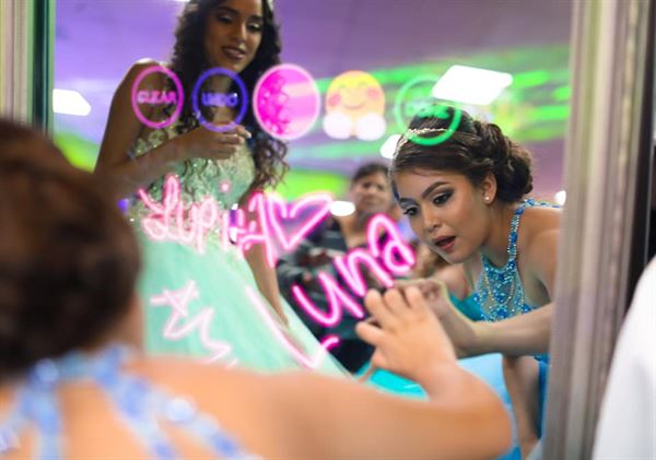 Absolute Photo Booth