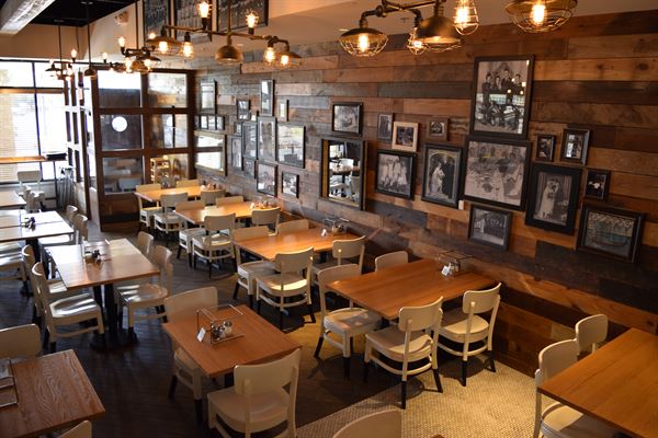 Crispelli's Bakery & Pizzeria