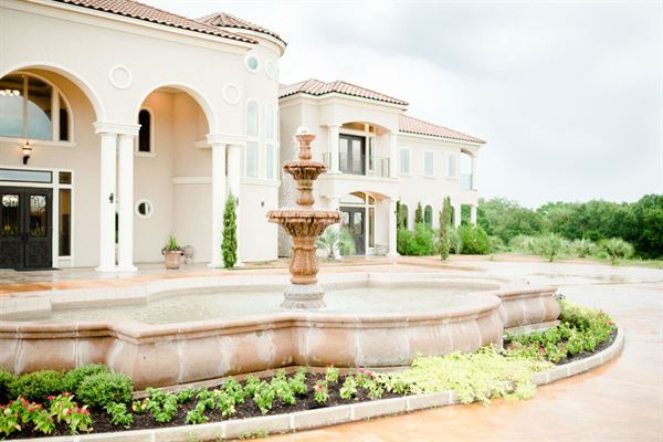 D'Vine Grace Vineyard and Event Venues