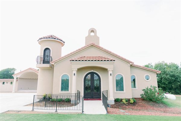 D'Vine Grace Vineyard and Event Venues