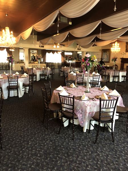 Magnolia Gardens on Main