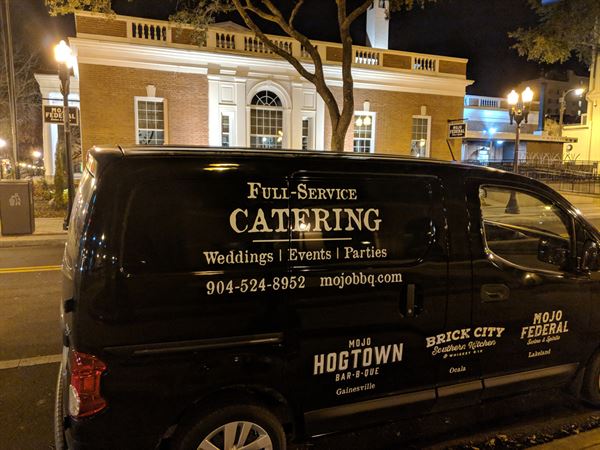 MOJO Federal Swine & Spirits