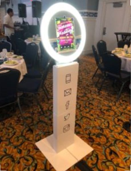 Picture perfect photo kiosk