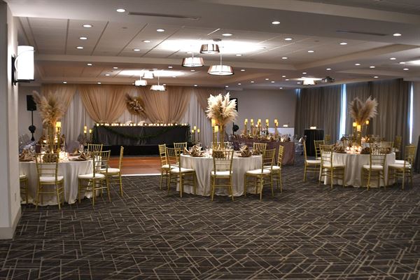 DoubleTree by Hilton Edmonton Downtown