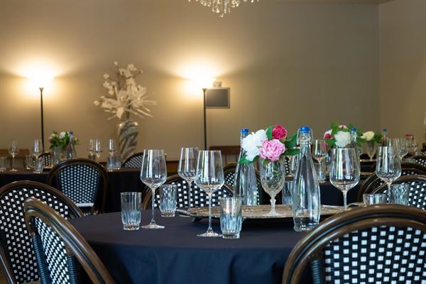 Filberts Farmhouse Kitchen