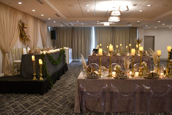 DoubleTree by Hilton Edmonton Downtown