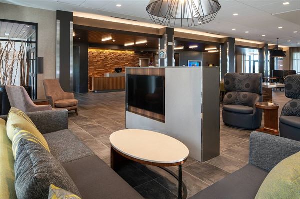 Courtyard Lafayette South