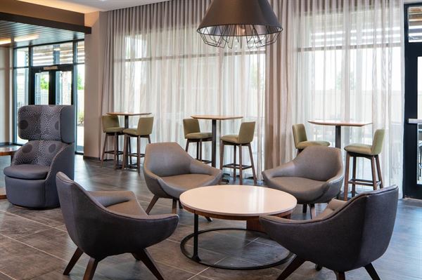 Courtyard Lafayette South