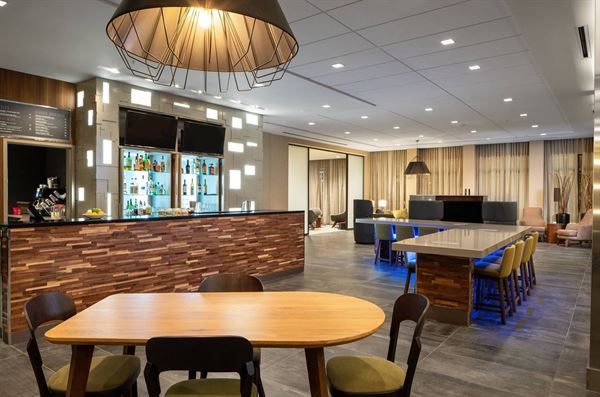 Courtyard Lafayette South