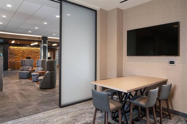 Courtyard Lafayette South