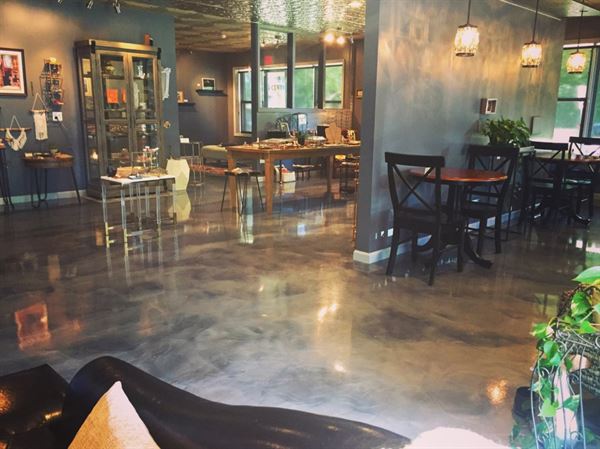 Coquelicot Gallery and Cafe